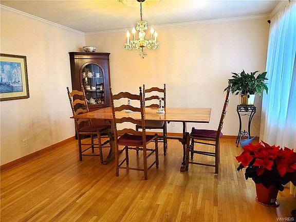 2nd image of 292 Abbington Ave