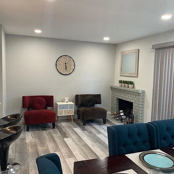 1429 Saint James Pkwy — Photo 28