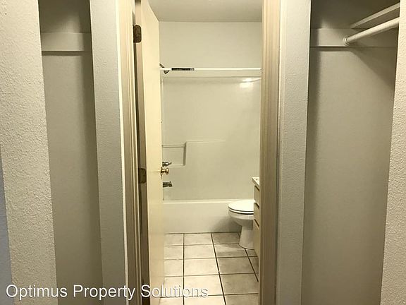 2nd image of 1577 D St #11433412