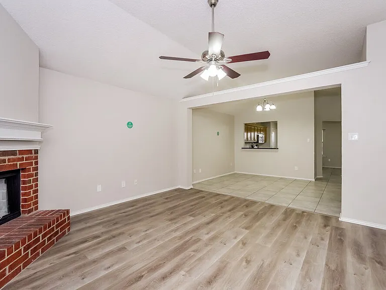 5905 Aloe Ct — Photo 6