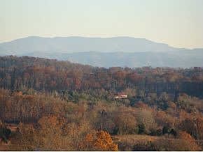 1st image of 5026 Pinnacle Dr #24