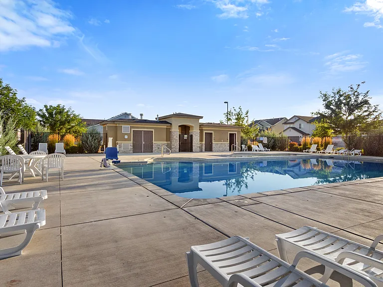 3488 W Remembrance Dr — Photo 43