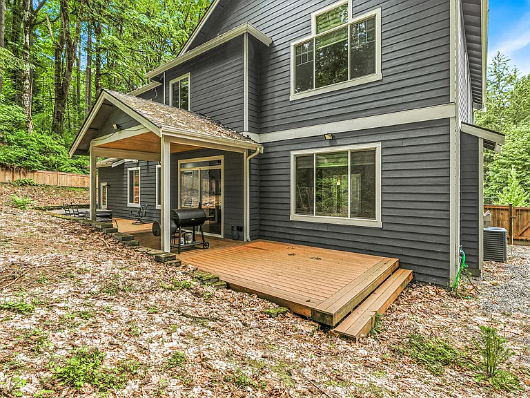 15315 NE Woodland Pl — Photo 35