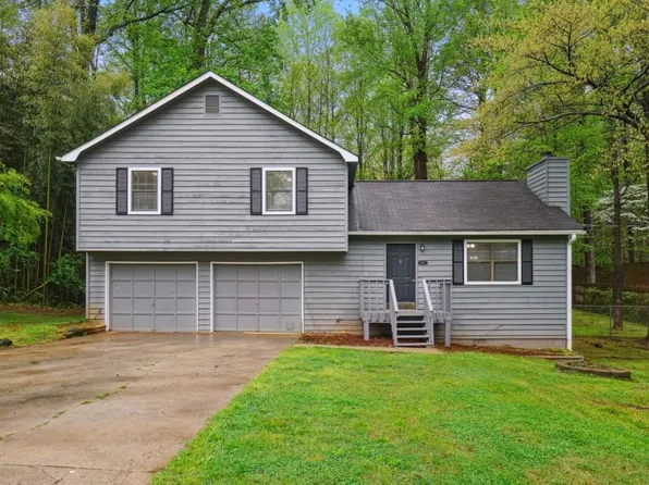 241 Fox Ridge Ct, Dallas, GA 30157