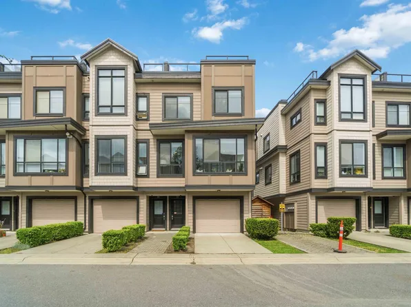 100 Wood St #30, New Westminster, BC V3M 0H6