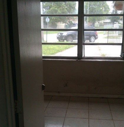 5th image of 2501 NW 154th St