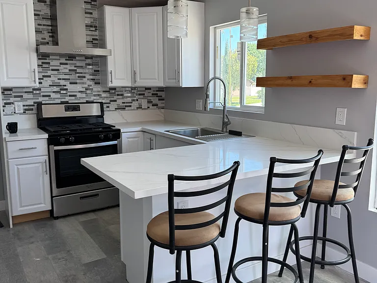 1206 W Craig St #2 — Photo 12
