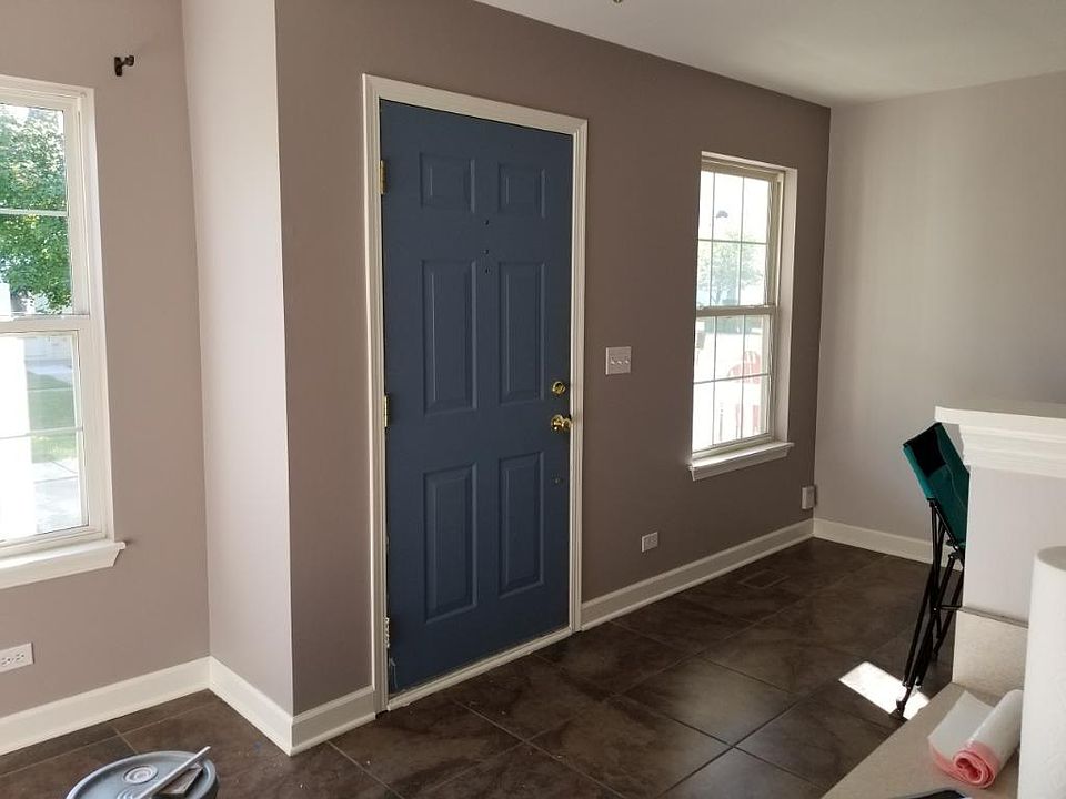 1st image of 24724 W George Washington Dr