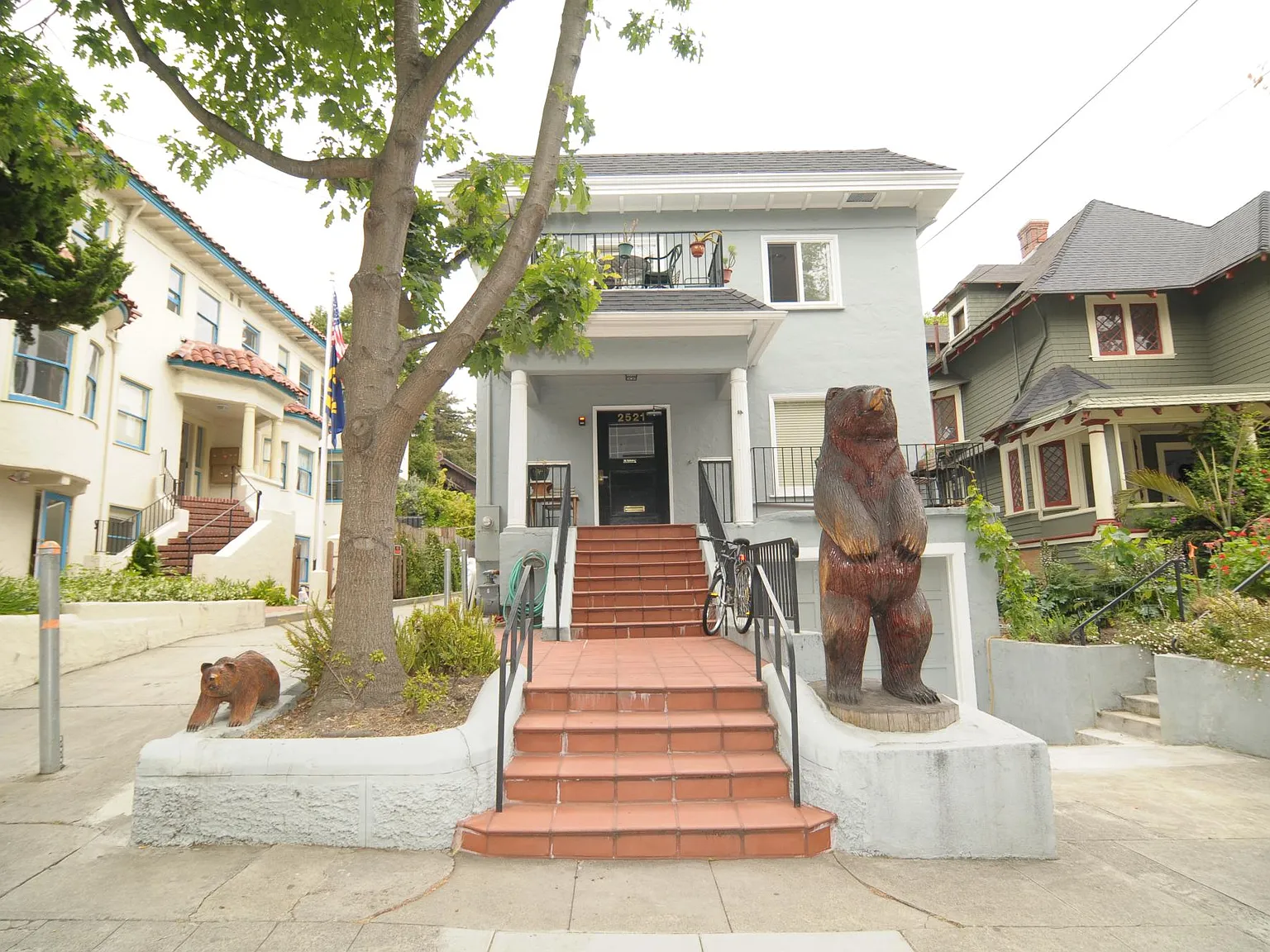 2 bed, 900 sqft, $2,900 — Photo 2