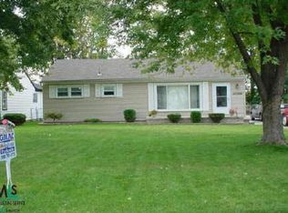 23584 Harrellson St, Macomb, MI 48042