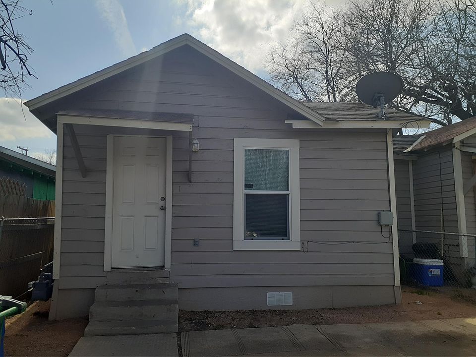1st image of 2206 Santiago St #1