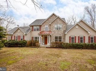 160 Summer Breeze Ln, Fredericksburg, VA