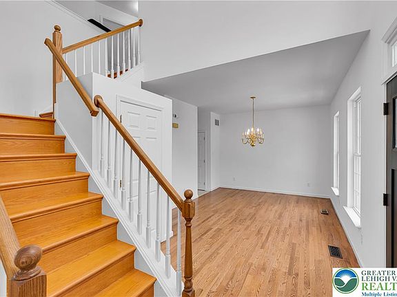 3rd image of 5398 Princeton Rd