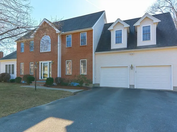 46 Danjou Dr, Marlborough, MA 01752