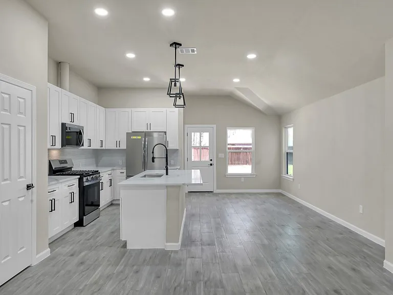 106 Harbor Court Dr — Photo 10