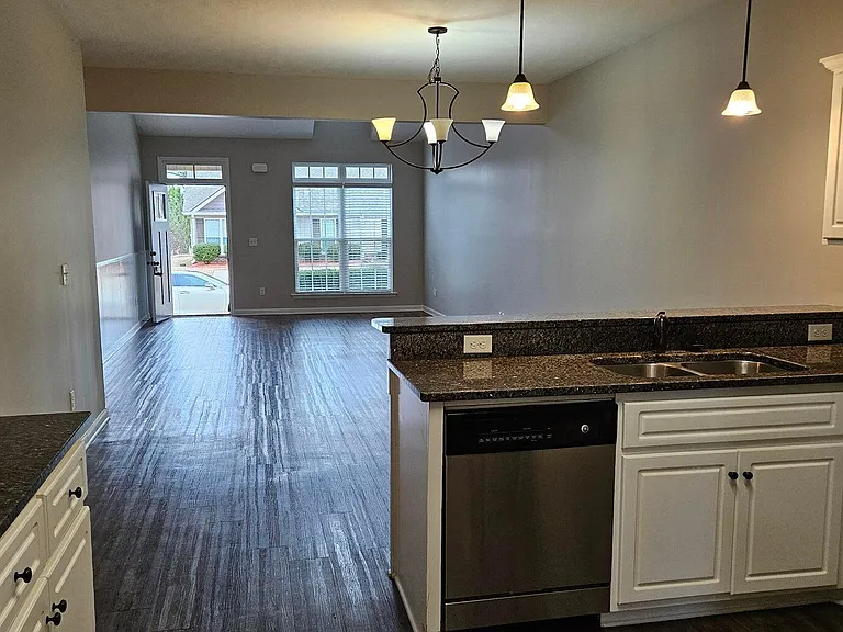 108 Brow Tine Ct — Photo 4