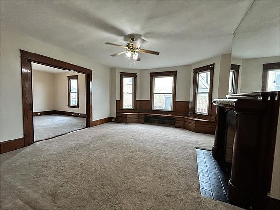 4th image of 377 Lawson Ave #1
