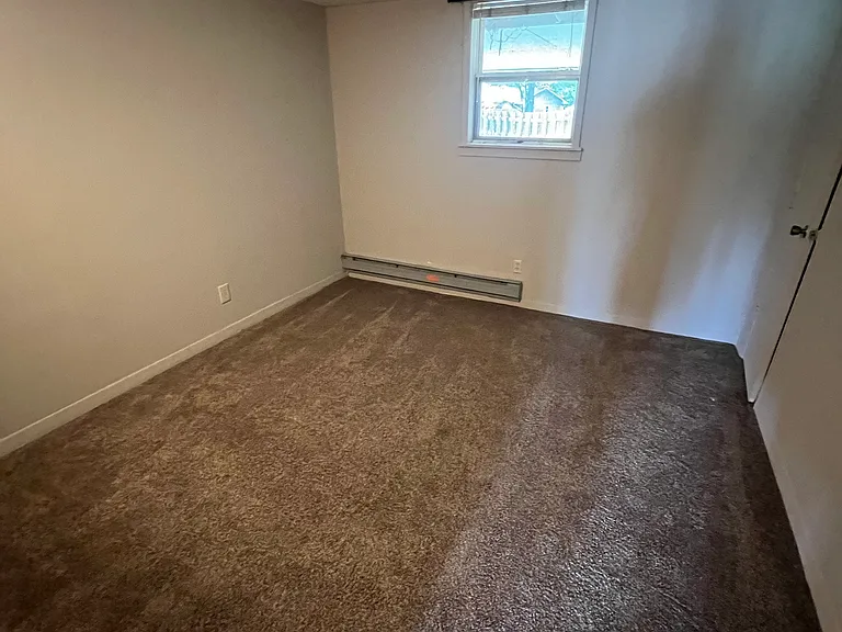 112 Cherry Hills Ct — Photo 6