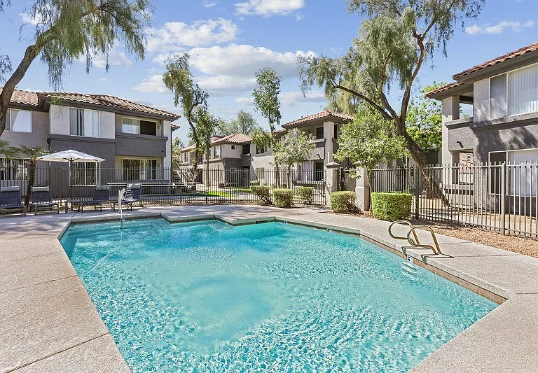 Vista Grove Apartments — Photo 15