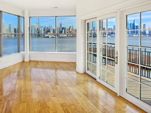 22 Avenue At Port Imperial APT 433, West New York, NJ 07093