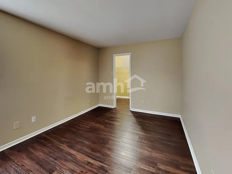 2335 Bridlewood Dr — Photo 14