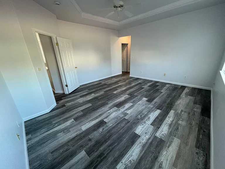 850 Saffron Dr — Photo 11
