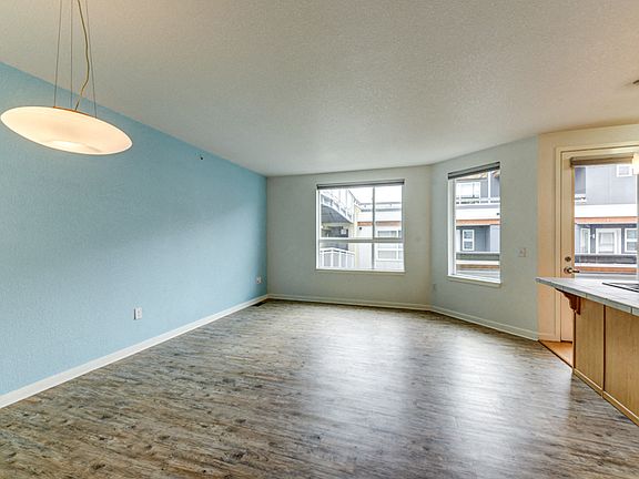 2850 E. College Avenue #304 Living Room