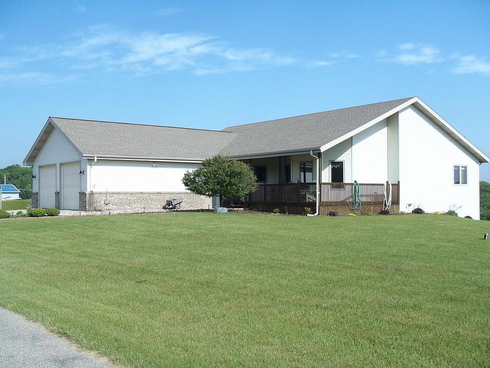 1st image of 9775 Brewster Ln NE