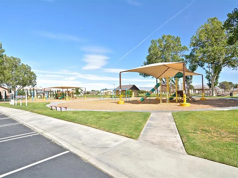 13980 Driftwood Dr — Photo 9
