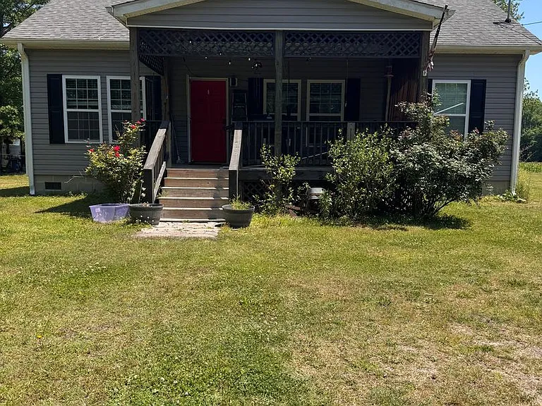 173 Cowell Ln — Photo 1