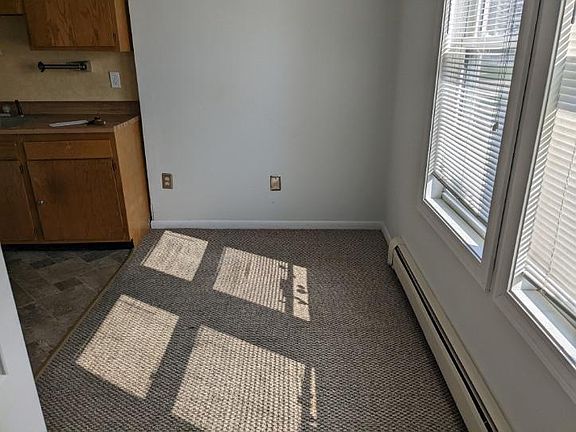 3rd image of 7593 Macomb St APT 1R