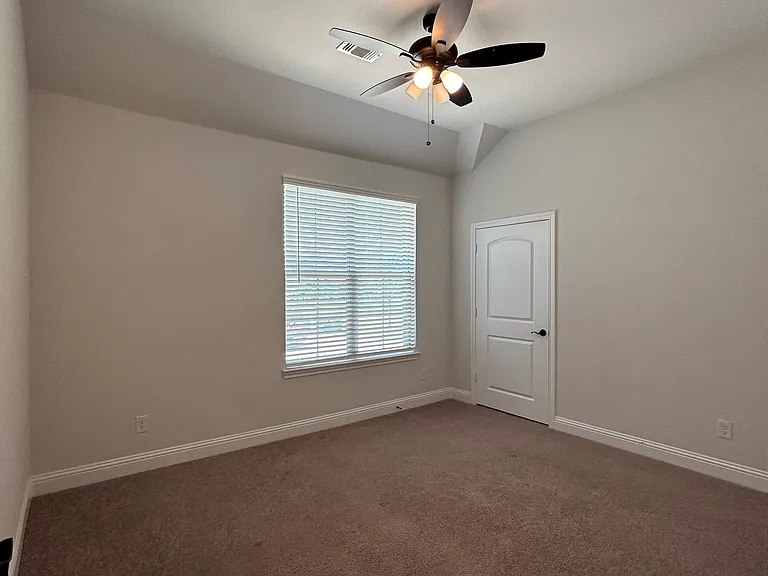 702 Winecup Way — Photo 28