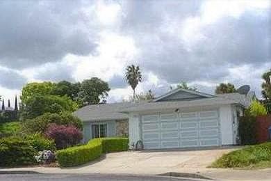 1st image of 2219 Hobart Ct