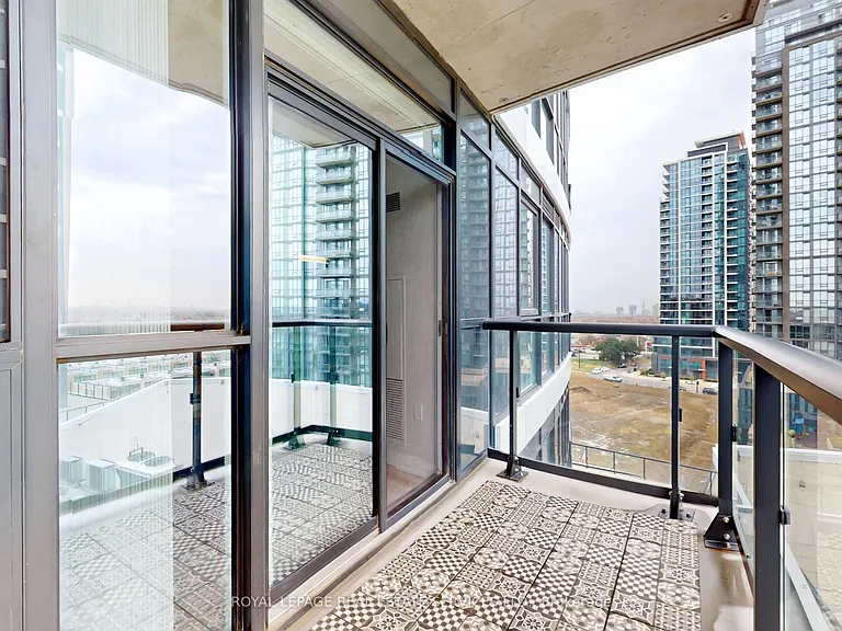 35 Watergarden Dr #615 — Photo 31