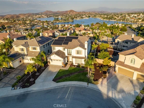 27 Via Palmieki Ct, Lake Elsinore, CA 92532