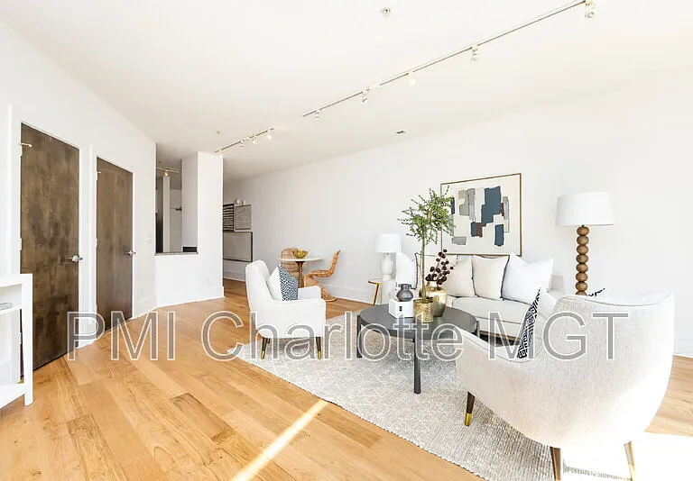 1600 Fulton Ave #204 — Photo 18