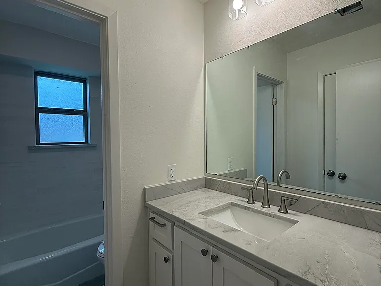 8763 Sharlane Dr — Photo 8