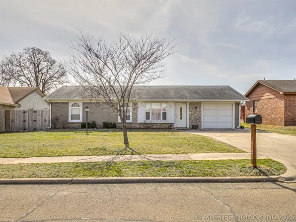 112 W Linda St, Sapulpa, OK 74066