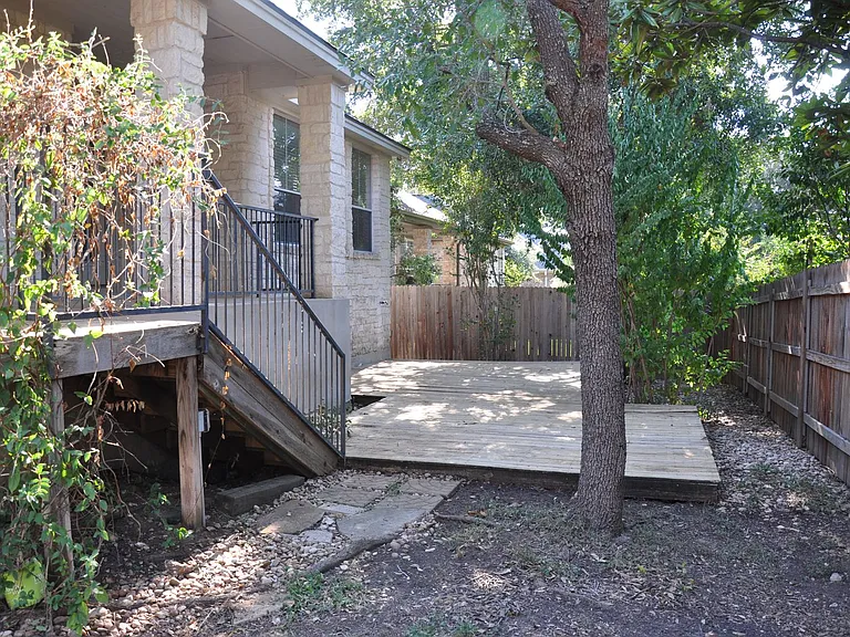 16616 Dalmahoy Dr — Photo 29