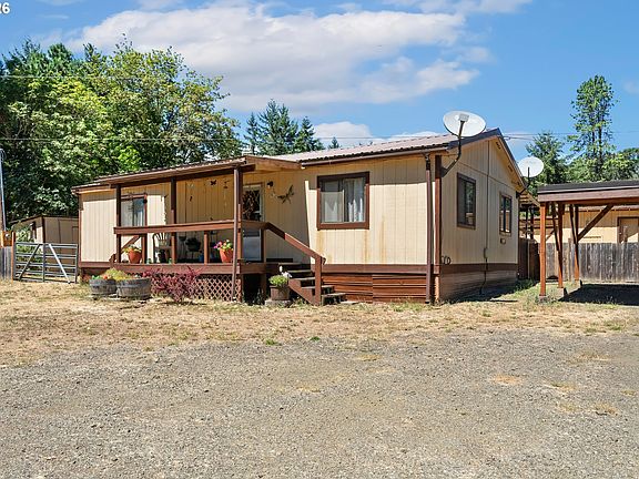 3rd image of 2325 Tenmile Valley Rd
