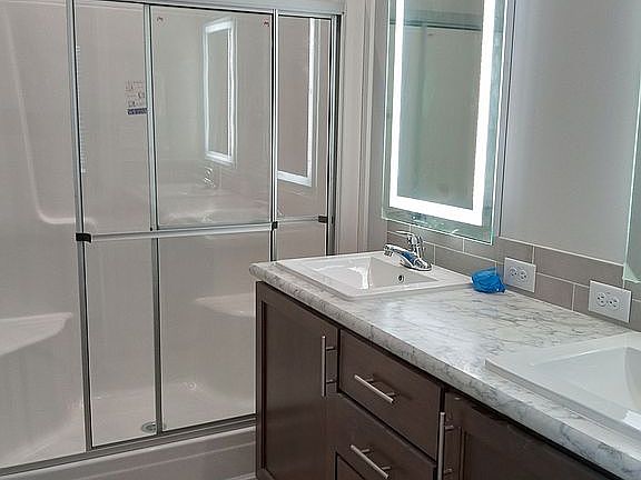 5th image of 608 Pine Brook Cir