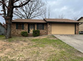 16 Patty Ln, Sherwood, AR 72120