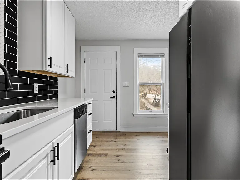 3101 Tyler St NE #4 — Photo 3