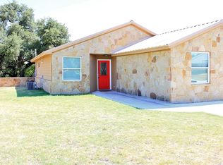 116 Burkett Dr, San Saba, TX 76877
