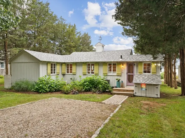 178 Balsam St, Fairhaven, MA 02719