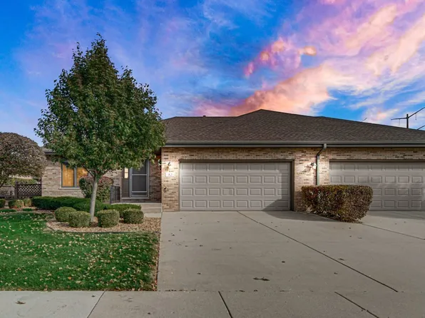 42 Fairfield Dr, New Lenox, IL 60451