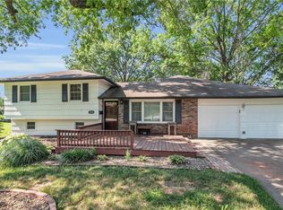 2504 S Ellison Way, Independence, MO 64055