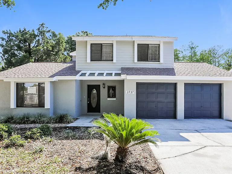 3737 Valencia Grove Ln — Photo 1