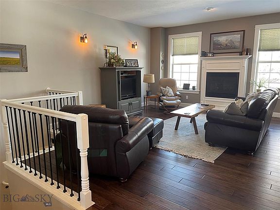 3rd image of 55 W Kimberly Ct