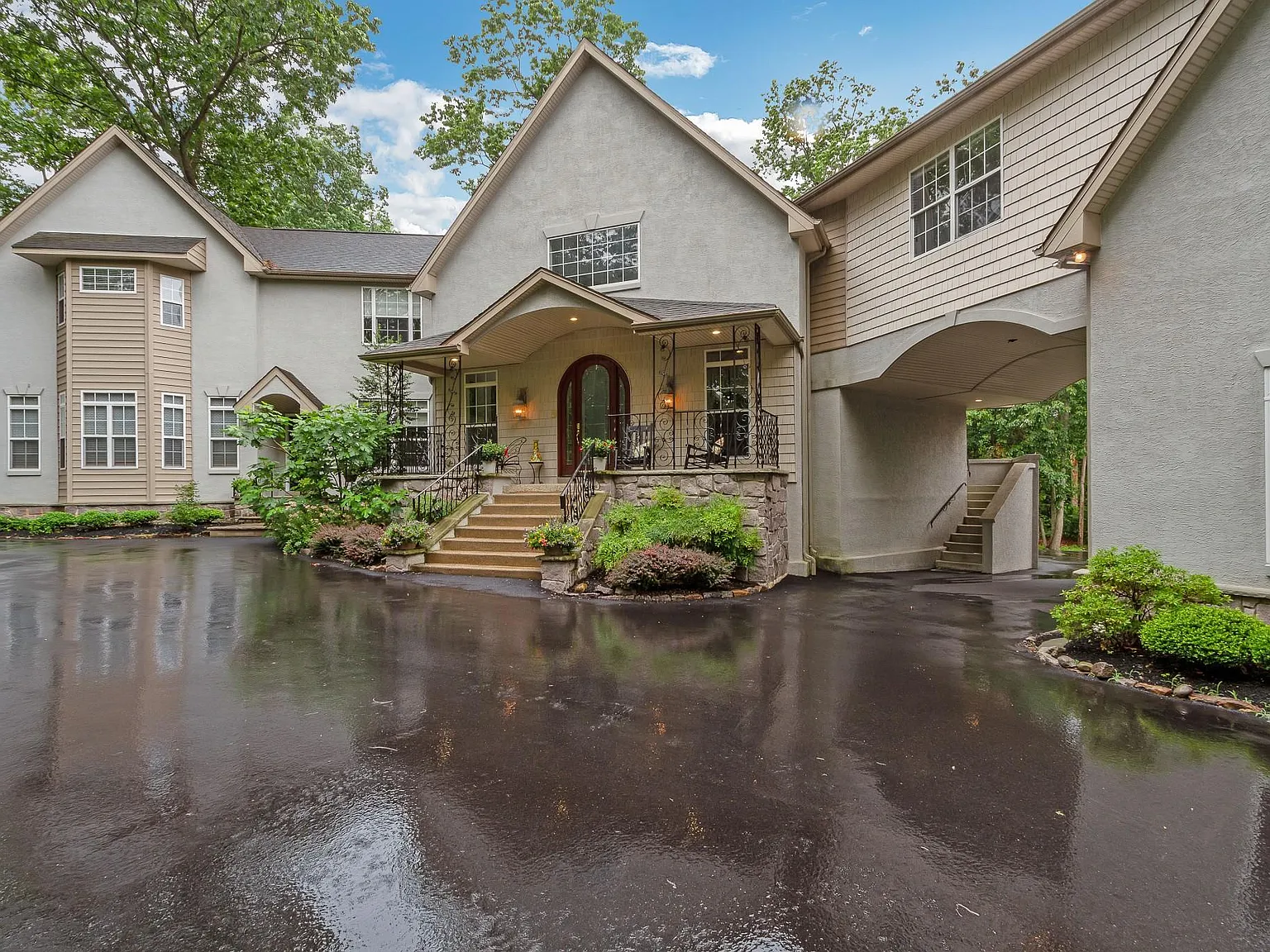 43 Deer Haven Dr — Photo 2